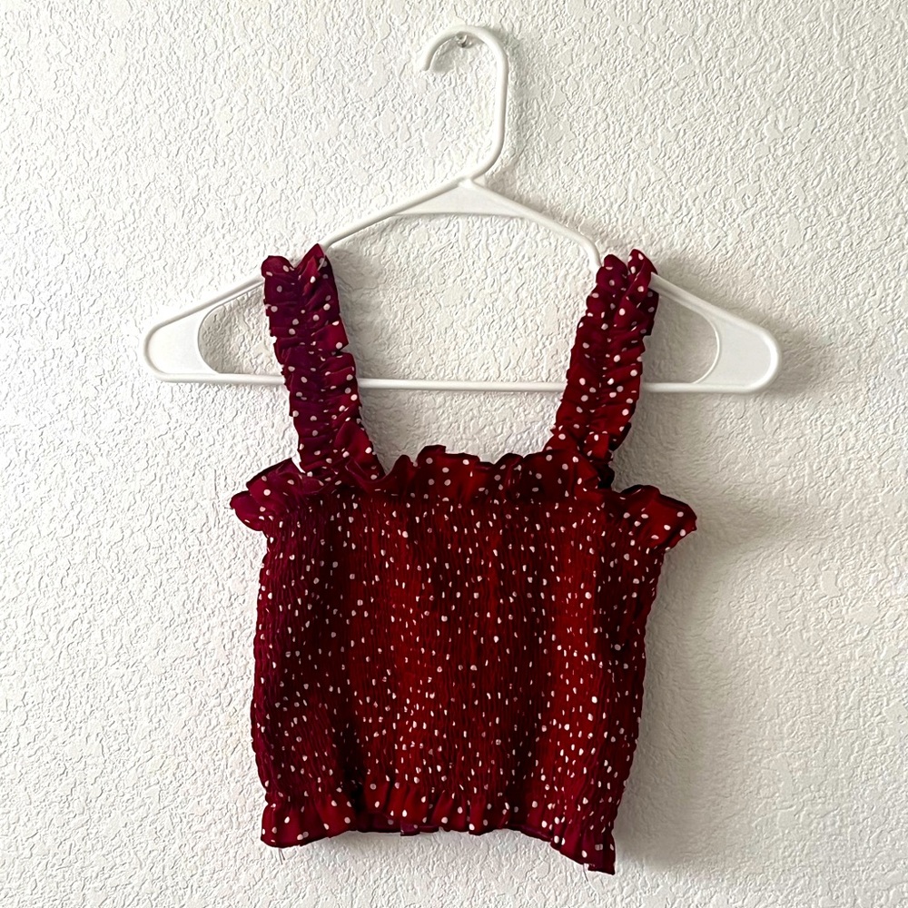 Small SHEIN crop top and can be worn strapless. Worn twice!
